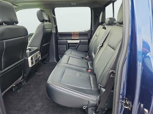 Used 2019 Ford F150 Lariat w/ Equipment Group 502A Luxury AWD/4WD image 39