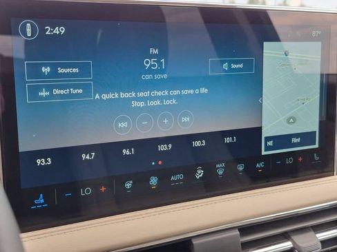 Certified 2026 Lincoln Corsair Reserve w/ Rear Removable Package Tray AWD/4WD image 25