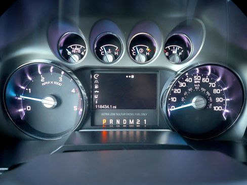 Used 2016 Ford F250 Lariat w/ Lariat Ultimate Package image 27