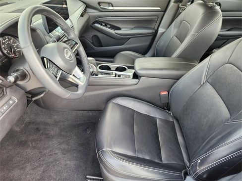 Used 2023 Nissan Altima 2.5 SL image 9