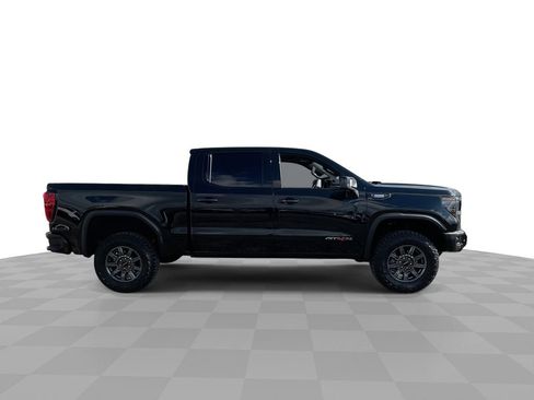 Used 2025 GMC Sierra 1500 AT4X image 9