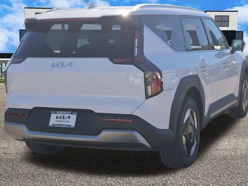 New 2026 Kia EV9 Wind image 5