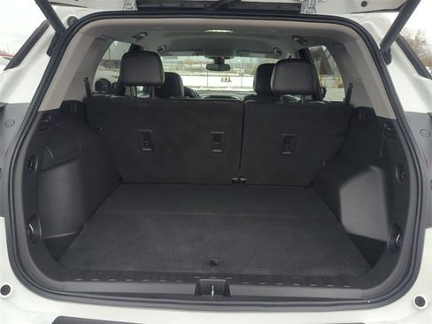 Used 2021 GMC Terrain SLT image 23