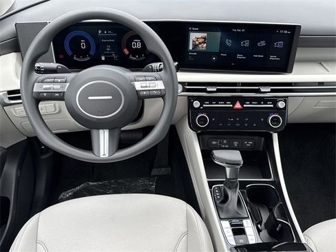 New 2026 Hyundai Tucson SEL image 16