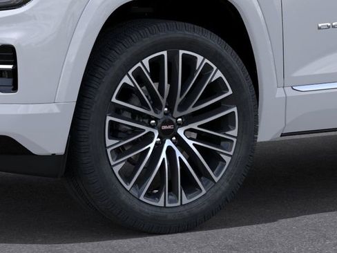 New 2026 GMC Terrain Denali w/ LPO, Floor Liner Package AWD/4WD image 9