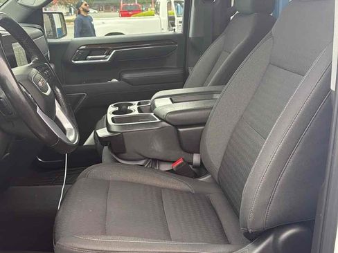 Used 2022 GMC Sierra 1500 Elevation AWD/4WD image 10