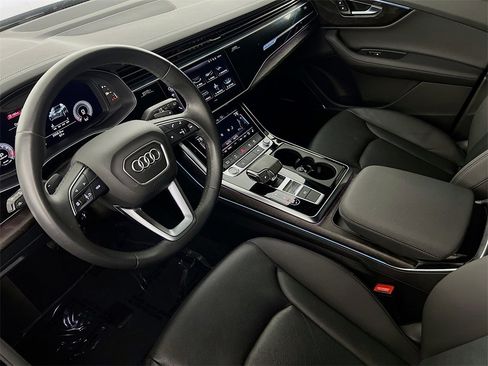 Used 2023 Audi Q7 2.0T Premium Plus w/ Premium Plus Package image 9