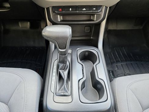 Used 2021 Chevrolet Colorado W/T image 20