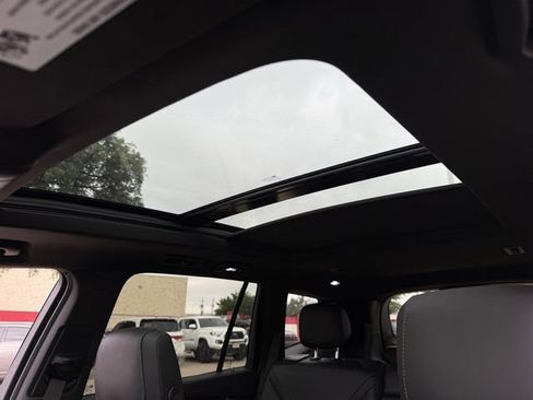 Used 2024 Cadillac XT6 Luxury FWD image 22