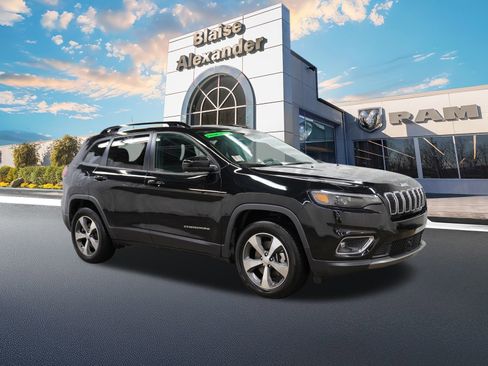 Used 2022 Jeep Cherokee Limited image 1