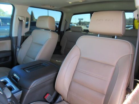 Used 2019 GMC Sierra 2500 Denali w/ Duramax Plus Package image 19