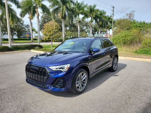 Used 2025 Audi Q3 2.0T Premium w/ Convenience Package image 8