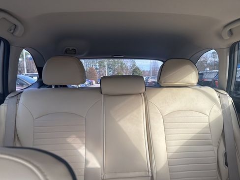 Used 2018 Subaru Outback 2.5i Limited image 13