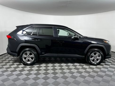 Certified 2025 Toyota RAV4 XLE image 4