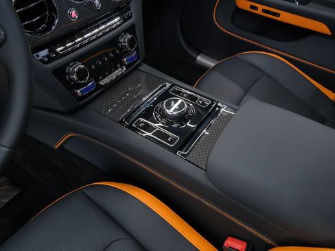 Used 2025 Rolls-Royce Spectre Black Badge w/ Spectre Enhancement Package AWD/4WD image 13