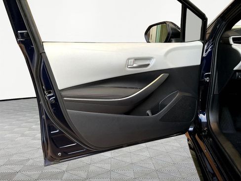 Used 2024 Toyota Corolla SE w/ SE Premium Package FWD image 20