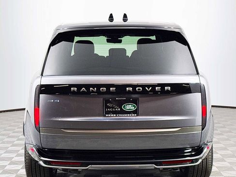 New 2025 Land Rover Range Rover Long Wheelbase SE image 6