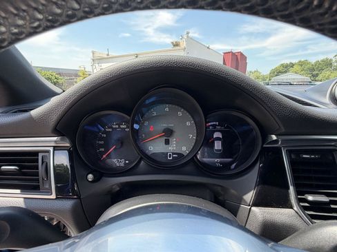 Used 2018 Porsche Macan S AWD/4WD image 18