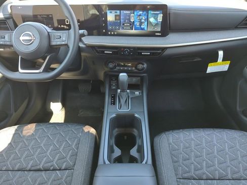 New 2026 Nissan Kicks SV w/ SV Premium Package FWD image 17