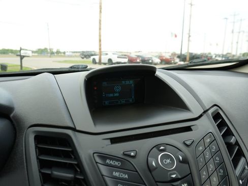 Used 2017 Ford Fiesta SE FWD image 16