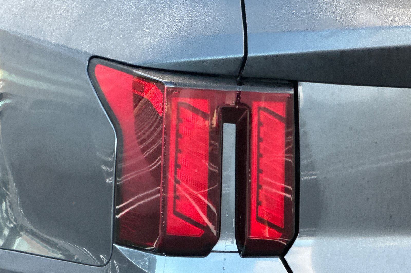Used 2024 Kia Sorento LX FWD image 47