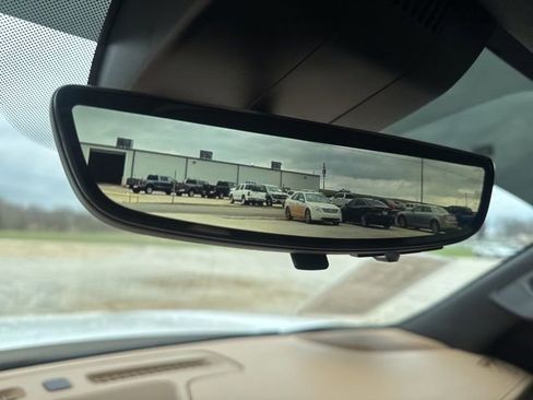 Used 2023 Chevrolet Tahoe Premier w/ Premium Package 2 image 15