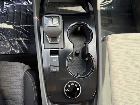 Used 2023 Nissan Rogue SV image 23