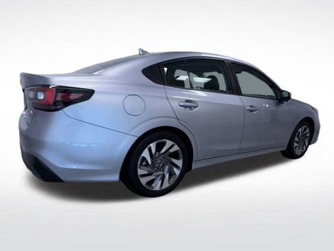 Used 2025 Subaru Legacy Limited AWD/4WD image 11