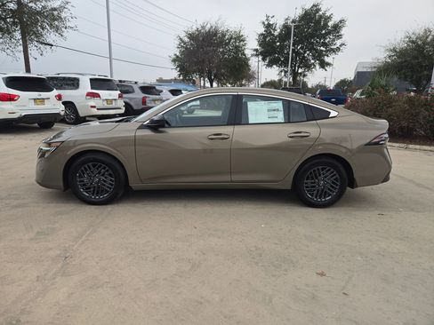 New 2026 Nissan Sentra SV w/ Floor Mat Package FWD image 6