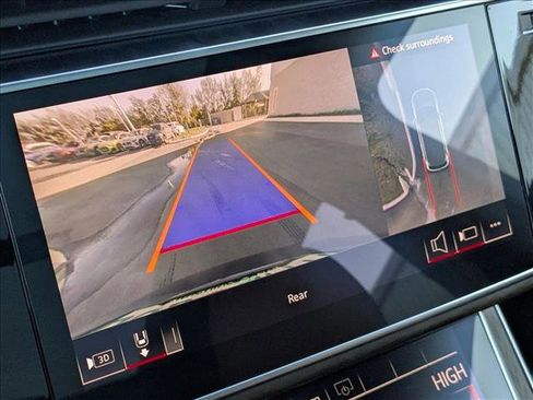 Used 2025 Audi Q7 3.0T Premium Plus w/ Premium Plus Package image 12