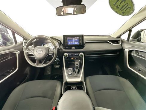 Used 2021 Toyota RAV4 LE w/ Carpet Mat Package (TMS) image 3