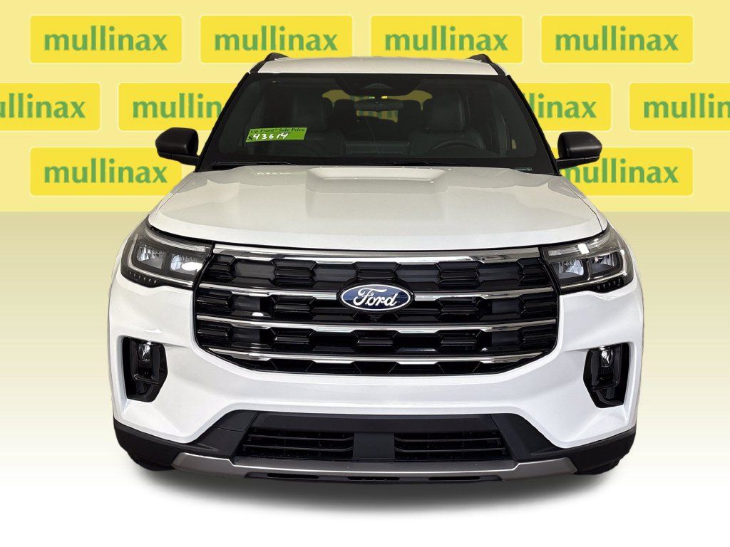 New 2027 Ford Explorer Active w/ Active Comfort Package RWD image 15