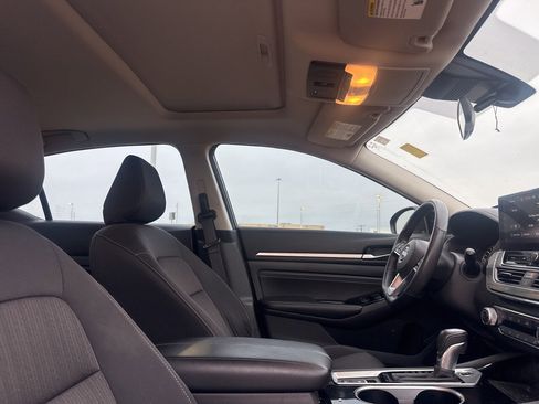 Certified 2023 Nissan Altima 2.5 SV w/ SV Premium Package image 33