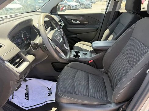 Used 2023 GMC Terrain SLE w/ Driver Convenience Package FWD image 11