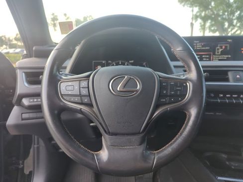 Used 2020 Lexus UX 200 w/ Accessory Package 2 FWD image 10