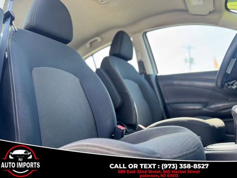 Used 2017 Nissan Versa SV image 19