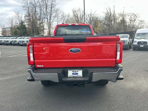 New 2026 Ford F250 XL w/ FX4 Off-Road Package AWD/4WD image 3