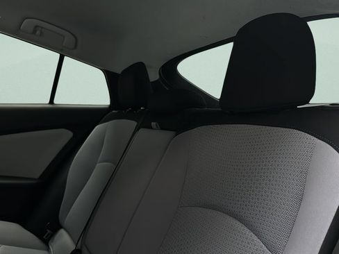 Used 2021 Toyota Prius LE w/ Carpet Mat Package (TMS) AWD/4WD image 13