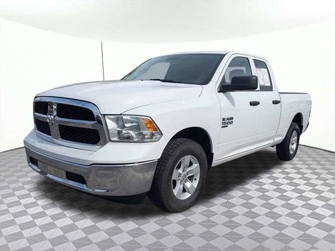 Used 2024 RAM 1500 Classic SLT AWD/4WD image 8