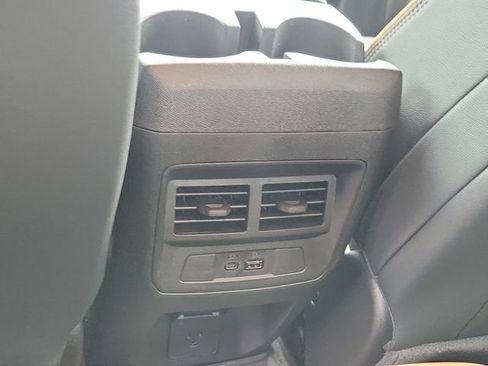 New 2026 GMC Canyon AT4 AWD/4WD image 9