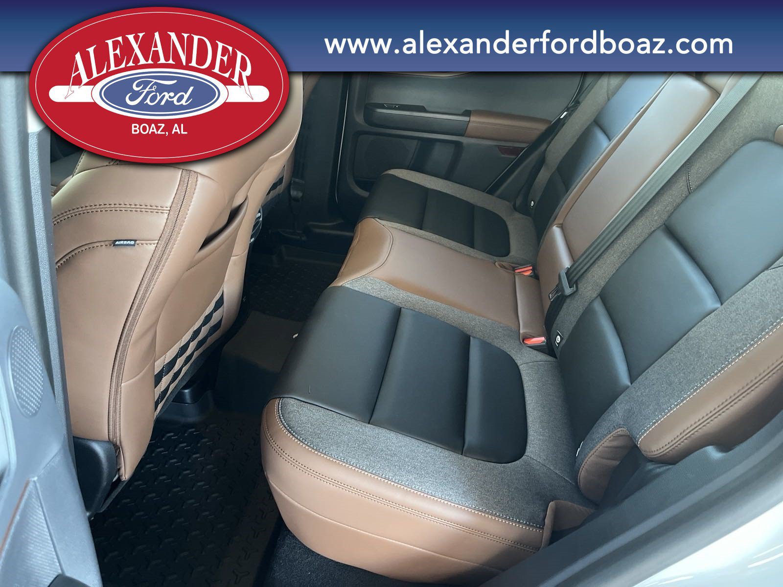 New 2024 Ford Bronco Sport Outer Banks w/ Tech Package AWD/4WD image 12