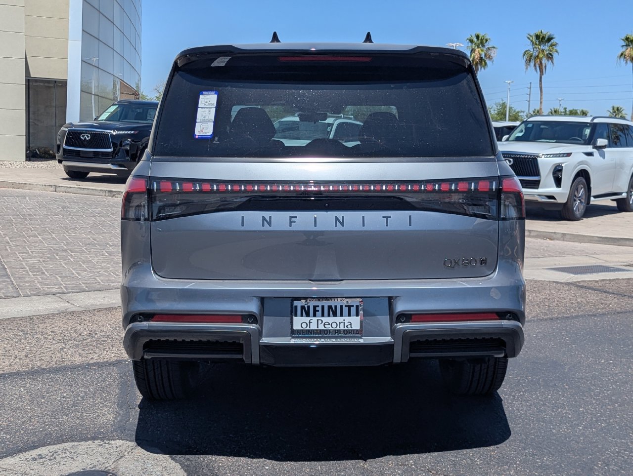 Certified 2026 INFINITI QX80 Autograph AWD/4WD image 4