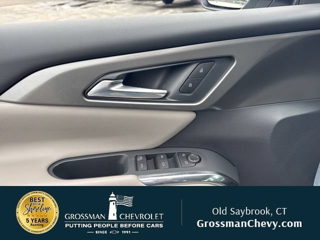 Used 2026 Chevrolet Traverse LT w/ Driver Confidence Package AWD/4WD image 8