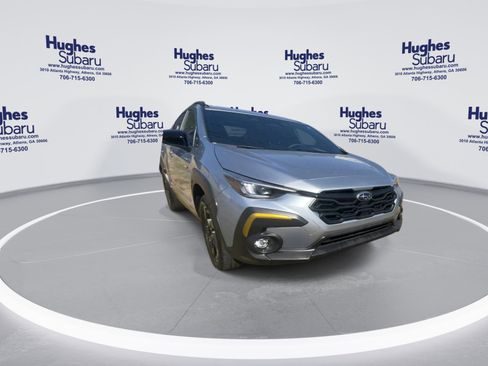 Certified 2025 Subaru Crosstrek 2.5i Sport w/ Crosstrek Mirror Package image 4