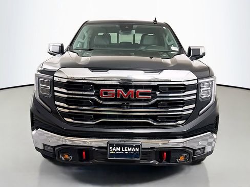 Used 2022 GMC Sierra 1500 SLT w/ SLT Premium Plus Package image 2
