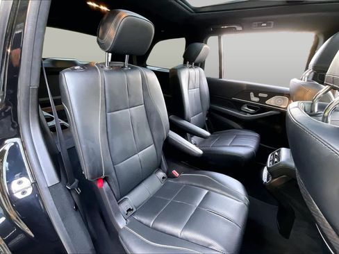Used 2021 Mercedes-Benz GLS 580 4MATIC image 19