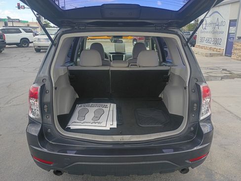 Used 2012 Subaru Forester 2.5X w/ Alloy Wheel Pkg AWD/4WD image 11