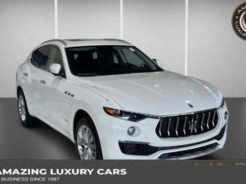 Used 2021 Maserati Levante S GranLusso image 1