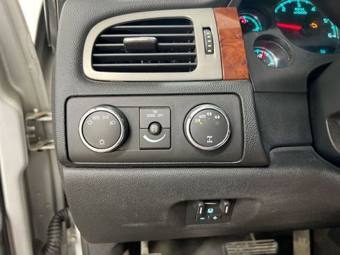 Used 2011 Chevrolet Tahoe LS AWD/4WD image 17