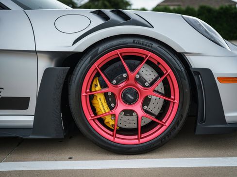 Used 2025 Porsche 911 GT3 RS RWD image 17